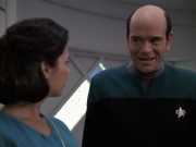 Filename=extant_StarTrek_VOY_6x13-Virtuoso_02757.jpg
Filesize=121KiB
Dimensions=1200x900
Date added=Dec 28, 2019 extant_StarTrek_VOY_6x13-Virtuoso_02757.jpg