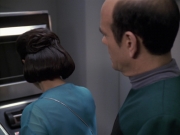 extant_StarTrek_VOY_6x13-Virtuoso_02787.jpg