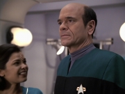 extant_StarTrek_VOY_6x13-Virtuoso_02799.jpg