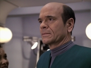 extant_StarTrek_VOY_6x13-Virtuoso_02801.jpg