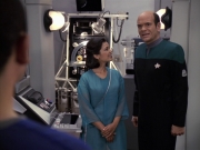 extant_StarTrek_VOY_6x13-Virtuoso_02816.jpg