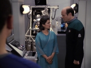extant_StarTrek_VOY_6x13-Virtuoso_02820.jpg