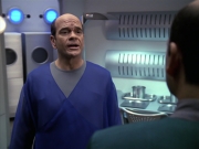 extant_StarTrek_VOY_6x13-Virtuoso_02826.jpg