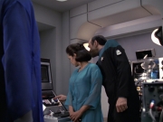 extant_StarTrek_VOY_6x13-Virtuoso_02841.jpg