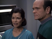 extant_StarTrek_VOY_6x13-Virtuoso_02843.jpg