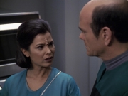 extant_StarTrek_VOY_6x13-Virtuoso_02847.jpg