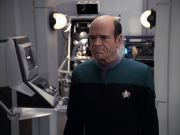extant_StarTrek_VOY_6x13-Virtuoso_02855.jpg