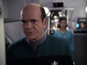 extant_StarTrek_VOY_6x13-Virtuoso_02857.jpg