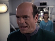 extant_StarTrek_VOY_6x13-Virtuoso_02864.jpg