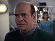 extant_StarTrek_VOY_6x13-Virtuoso_02869.jpg
