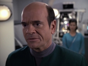 extant_StarTrek_VOY_6x13-Virtuoso_02872.jpg