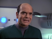 extant_StarTrek_VOY_6x13-Virtuoso_02890.jpg