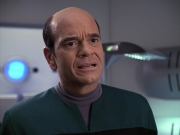 extant_StarTrek_VOY_6x13-Virtuoso_02914.jpg