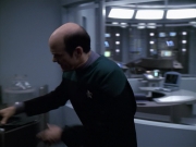 Filename=extant_StarTrek_VOY_6x13-Virtuoso_03013.jpg
Filesize=152KiB
Dimensions=1200x900
Date added=Dec 28, 2019 extant_StarTrek_VOY_6x13-Virtuoso_03013.jpg