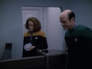 Filename=extant_StarTrek_VOY_6x13-Virtuoso_03048.jpg
Filesize=125KiB
Dimensions=1200x900
Date added=Dec 28, 2019 extant_StarTrek_VOY_6x13-Virtuoso_03048.jpg