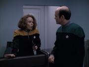 Filename=extant_StarTrek_VOY_6x13-Virtuoso_03073.jpg
Filesize=131KiB
Dimensions=1200x900
Date added=Dec 28, 2019 extant_StarTrek_VOY_6x13-Virtuoso_03073.jpg
