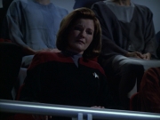 Filename=extant_StarTrek_VOY_6x13-Virtuoso_03225.jpg
Filesize=153KiB
Dimensions=1200x900
Date added=Dec 28, 2019 extant_StarTrek_VOY_6x13-Virtuoso_03225.jpg