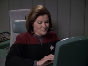 Filename=extant_StarTrek_VOY_6x13-Virtuoso_03500.jpg
Filesize=132KiB
Dimensions=1200x900
Date added=Dec 28, 2019 extant_StarTrek_VOY_6x13-Virtuoso_03500.jpg