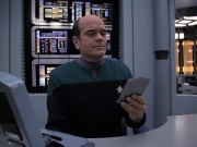 Filename=extant_StarTrek_VOY_6x13-Virtuoso_03598.jpg
Filesize=190KiB
Dimensions=1200x900
Date added=Dec 28, 2019 extant_StarTrek_VOY_6x13-Virtuoso_03598.jpg