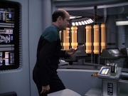 Filename=extant_StarTrek_VOY_6x13-Virtuoso_03603.jpg
Filesize=197KiB
Dimensions=1200x900
Date added=Dec 28, 2019 extant_StarTrek_VOY_6x13-Virtuoso_03603.jpg