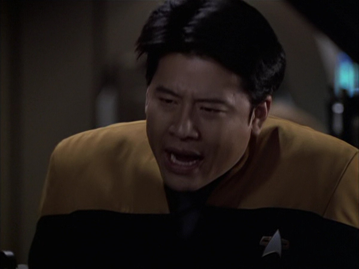 extant_StarTrek_VOY_6x14-Memorial_00026.jpg