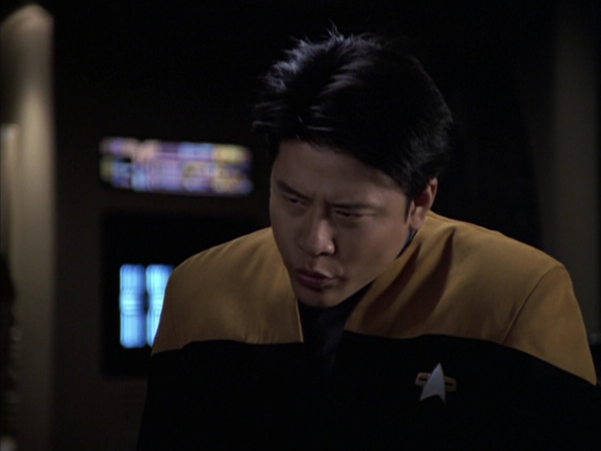 extant_StarTrek_VOY_6x14-Memorial_00035.jpg