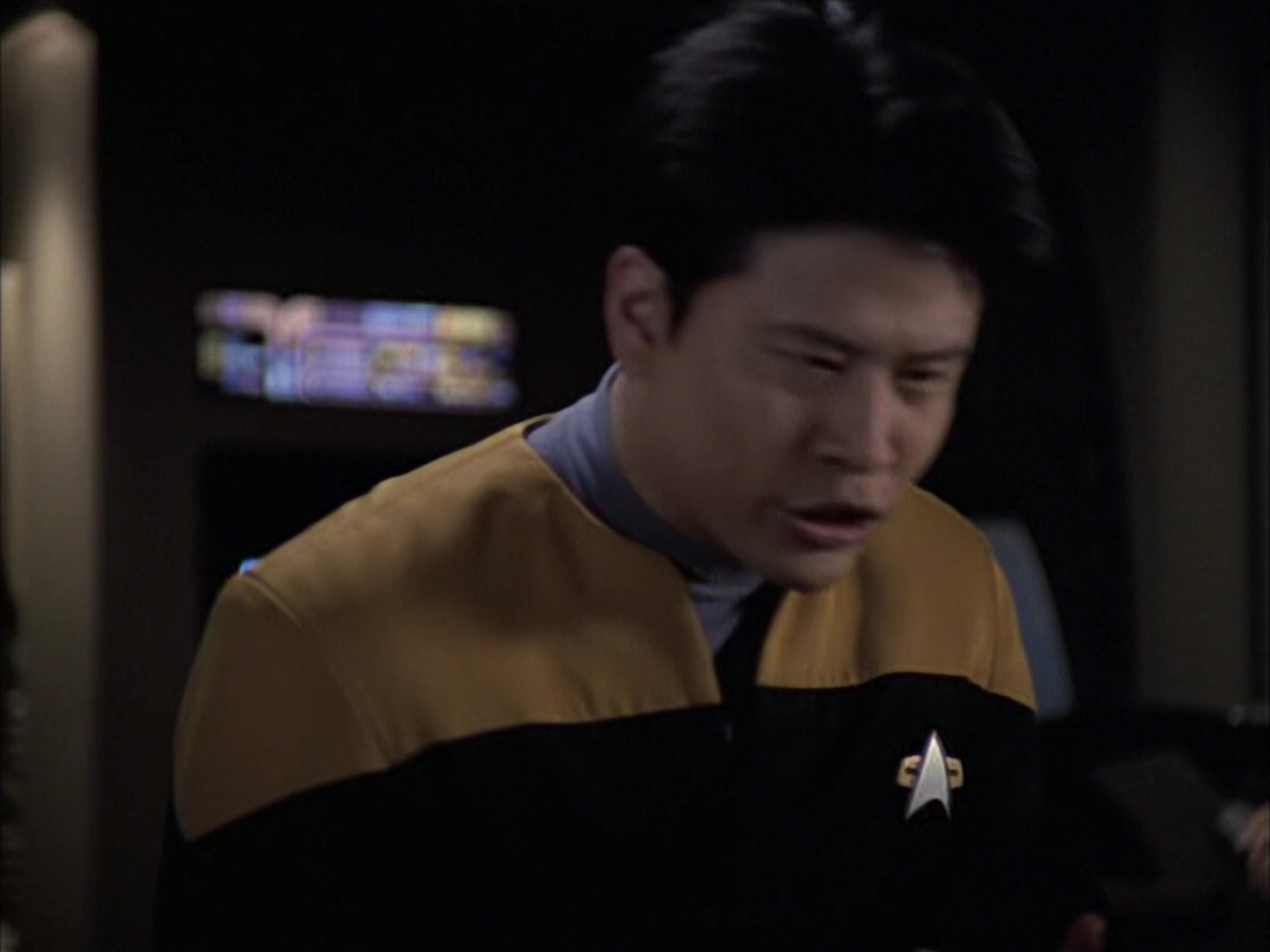 extant_StarTrek_VOY_6x14-Memorial_00039.jpg