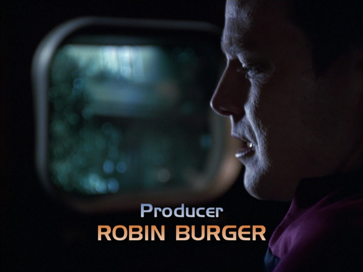 extant_StarTrek_VOY_6x14-Memorial_00640.jpg