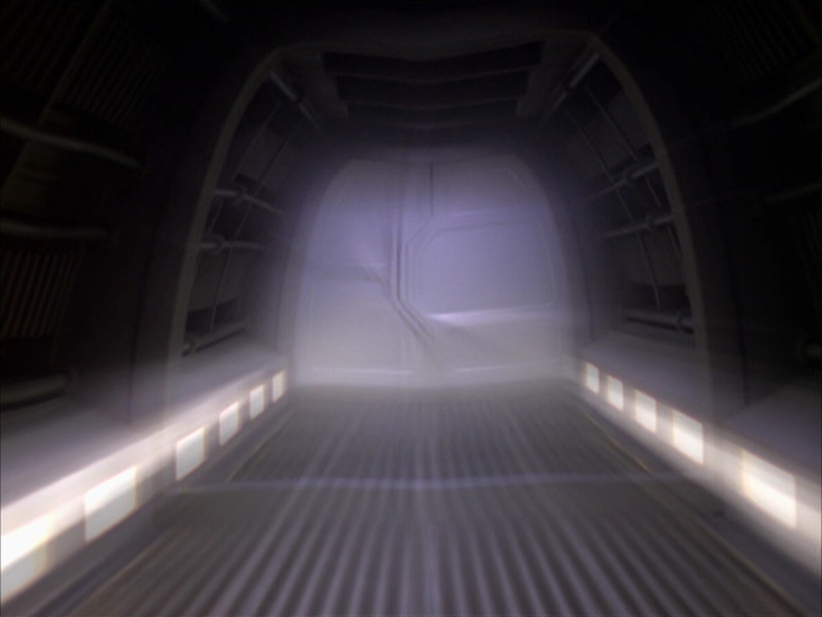 extant_StarTrek_VOY_6x14-Memorial_00737.jpg