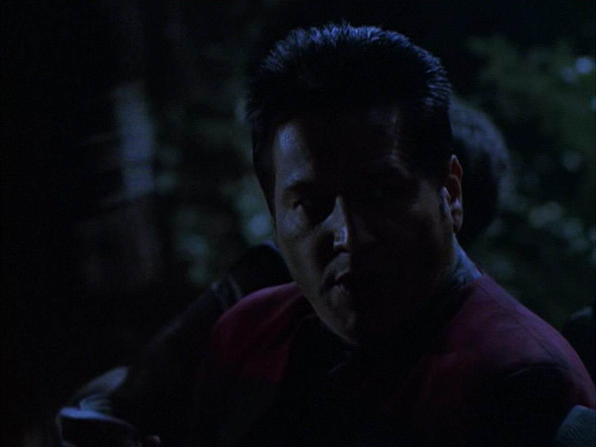 extant_StarTrek_VOY_6x14-Memorial_01007.jpg