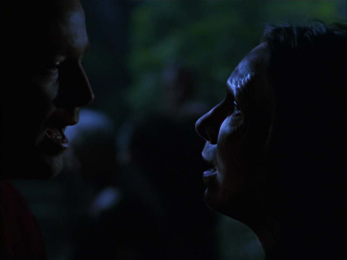 extant_StarTrek_VOY_6x14-Memorial_01651.jpg