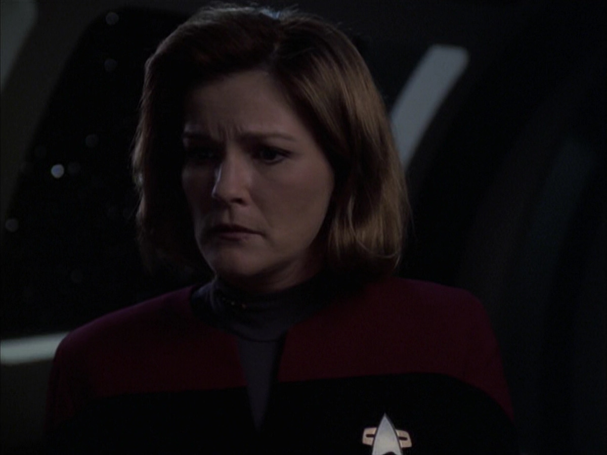extant_StarTrek_VOY_6x14-Memorial_02466.jpg