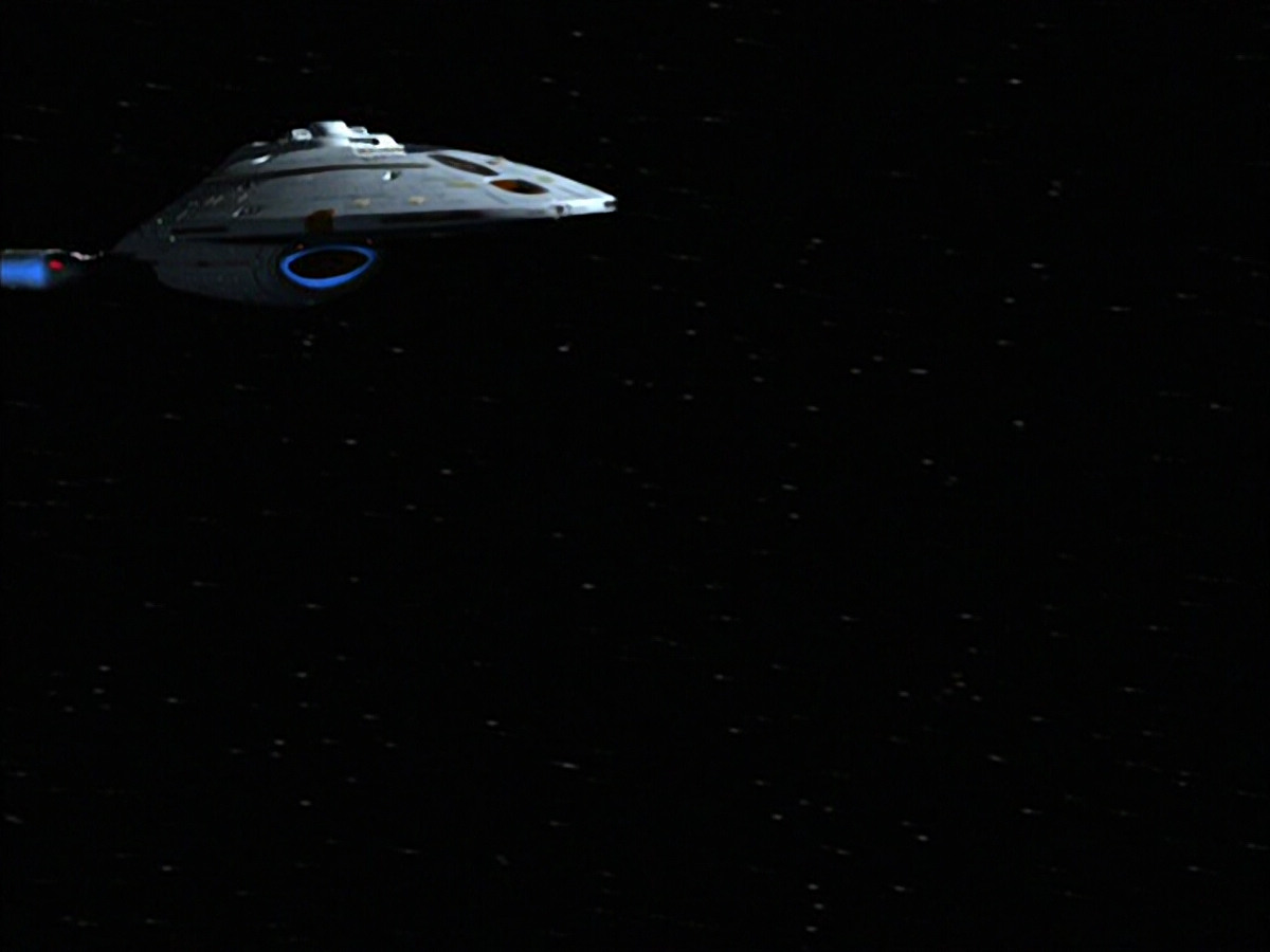 extant_StarTrek_VOY_6x14-Memorial_02710.jpg