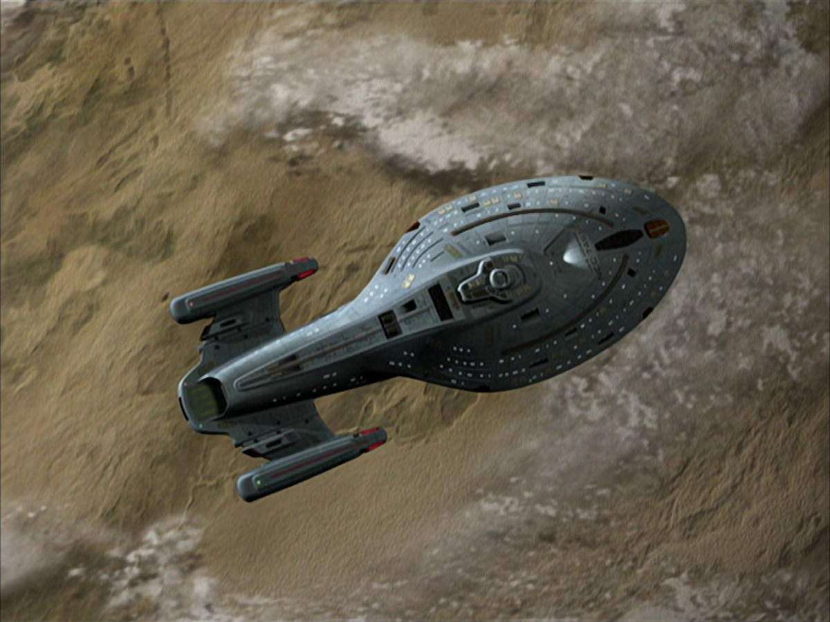 extant_StarTrek_VOY_6x14-Memorial_03521.jpg