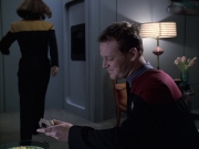 Filename=extant_StarTrek_VOY_6x14-Memorial_00270.jpg
Filesize=145KiB
Dimensions=1200x900
Date added=Jan 02, 2020 extant_StarTrek_VOY_6x14-Memorial_00270.jpg