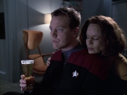 Filename=extant_StarTrek_VOY_6x14-Memorial_00300.jpg
Filesize=150KiB
Dimensions=1200x900
Date added=Jan 02, 2020 extant_StarTrek_VOY_6x14-Memorial_00300.jpg