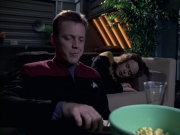 Filename=extant_StarTrek_VOY_6x14-Memorial_00364.jpg
Filesize=179KiB
Dimensions=1200x900
Date added=Jan 02, 2020 extant_StarTrek_VOY_6x14-Memorial_00364.jpg