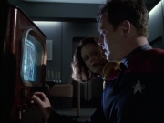 extant_StarTrek_VOY_6x14-Memorial_00666.jpg