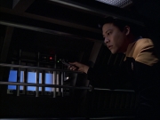 extant_StarTrek_VOY_6x14-Memorial_00708.jpg