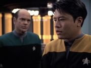 extant_StarTrek_VOY_6x14-Memorial_00806.jpg