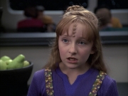 extant_StarTrek_VOY_6x14-Memorial_00892.jpg