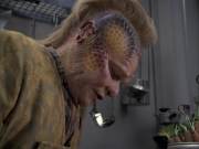 extant_StarTrek_VOY_6x14-Memorial_00904.jpg