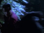 extant_StarTrek_VOY_6x14-Memorial_00998.jpg