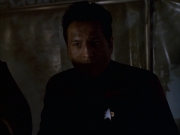 extant_StarTrek_VOY_6x14-Memorial_01035.jpg