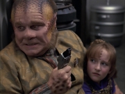 extant_StarTrek_VOY_6x14-Memorial_01052.jpg