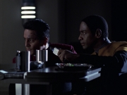 extant_StarTrek_VOY_6x14-Memorial_01078.jpg