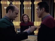 Filename=extant_StarTrek_VOY_6x14-Memorial_01262.jpg
Filesize=217KiB
Dimensions=1200x900
Date added=Jan 02, 2020 extant_StarTrek_VOY_6x14-Memorial_01262.jpg