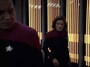 extant_StarTrek_VOY_6x14-Memorial_01288.jpg