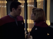 Filename=extant_StarTrek_VOY_6x14-Memorial_01301.jpg
Filesize=200KiB
Dimensions=1200x900
Date added=Jan 02, 2020 extant_StarTrek_VOY_6x14-Memorial_01301.jpg