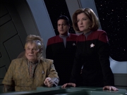 Filename=extant_StarTrek_VOY_6x14-Memorial_01452.jpg
Filesize=158KiB
Dimensions=1200x900
Date added=Jan 02, 2020 extant_StarTrek_VOY_6x14-Memorial_01452.jpg